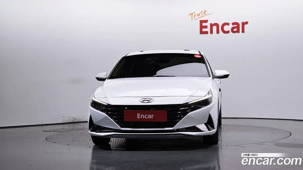 Hyundai AVANTE — фото 3