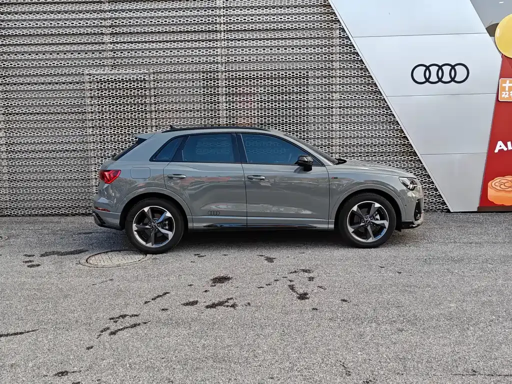 Audi Q3 — фото 3