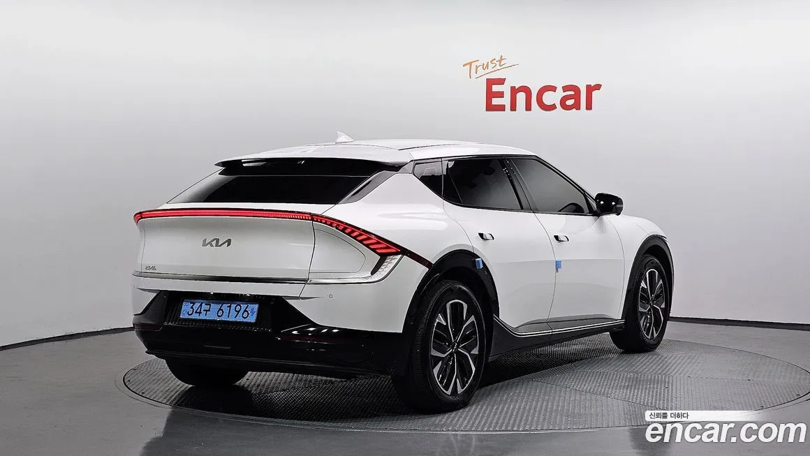 Kia EV6 — фото 2
