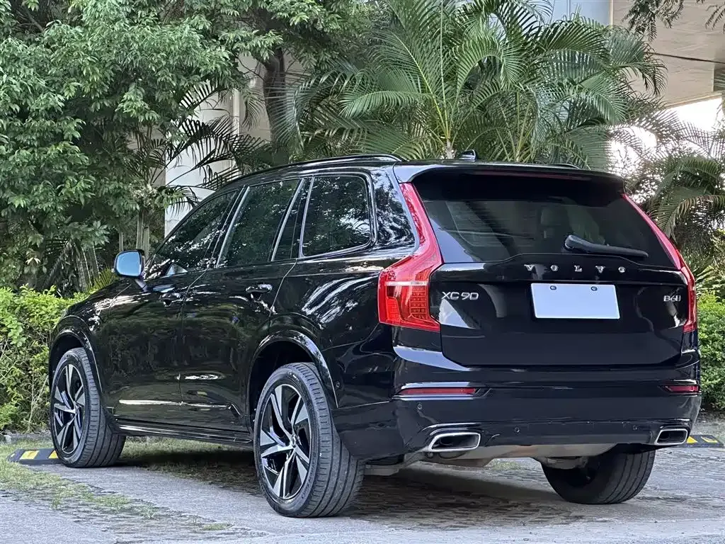 Volvo XC90 2021 из CN, фото 9