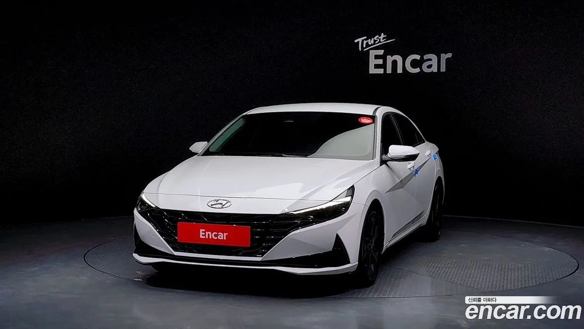 Hyundai AVANTE — фото 3