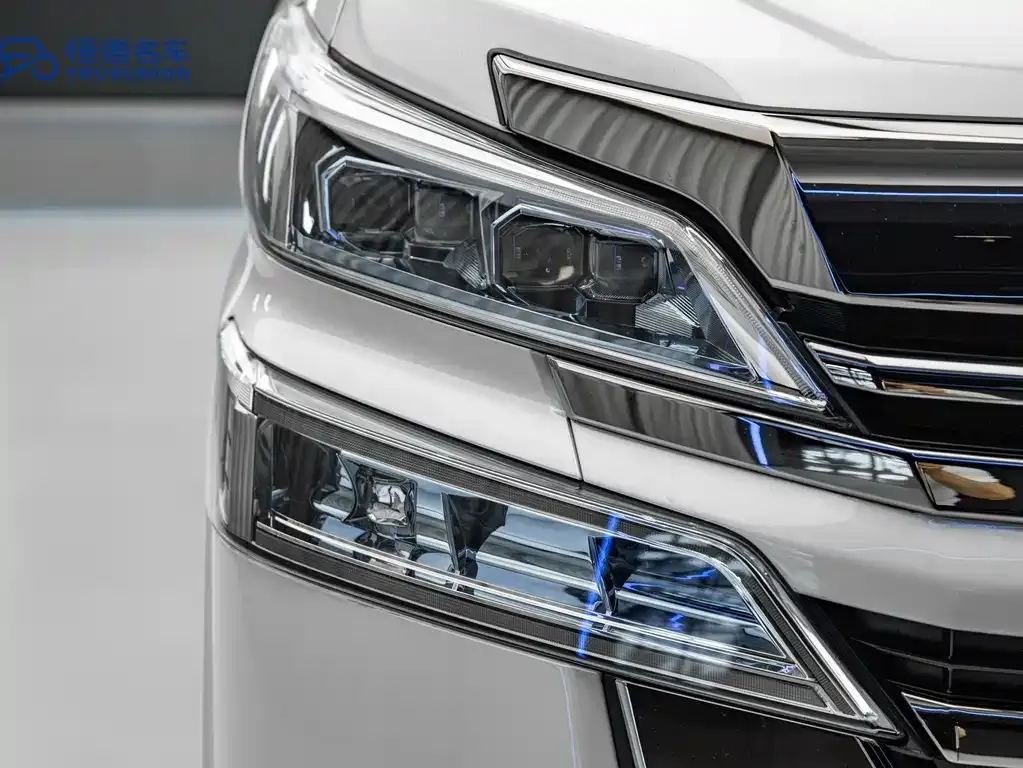 Toyota Vellfire 2021 из CN, фото 10