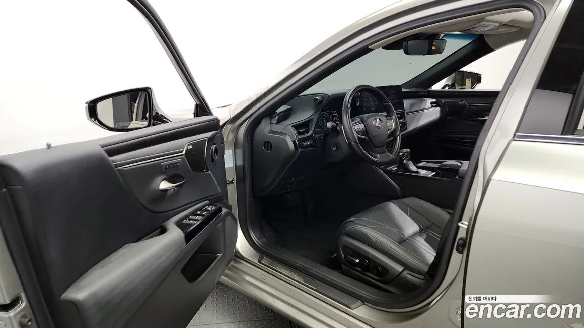 Lexus ES 2022 из KR, фото 10