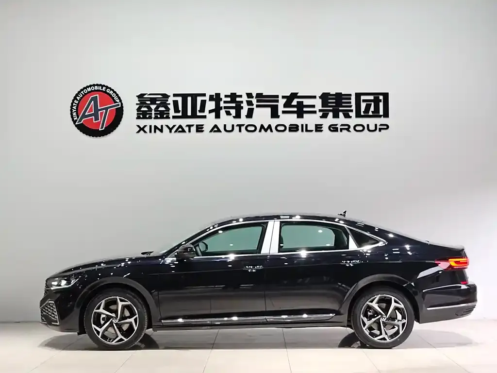 Volkswagen Passat — фото 4