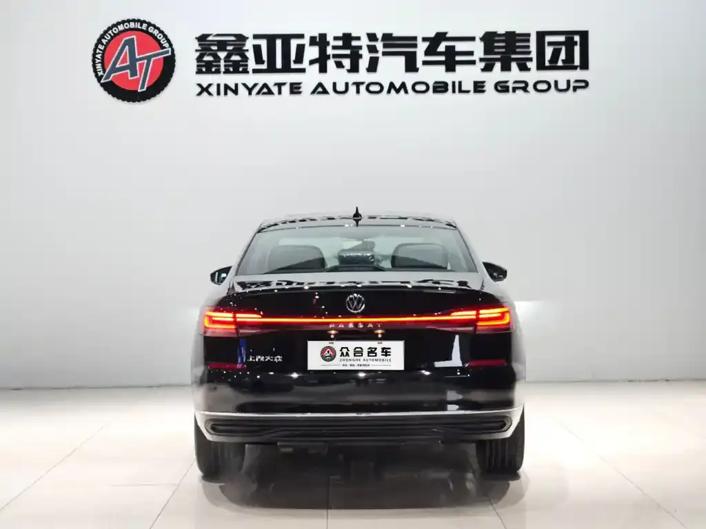 Volkswagen Passat — фото 6