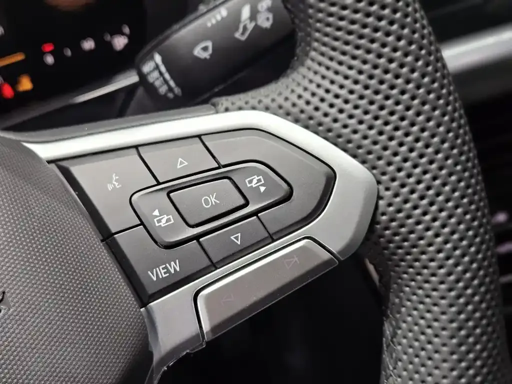 Volkswagen Passat — фото 9