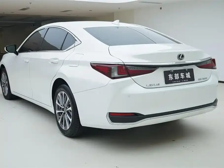 Lexus ES 2024 из CN, фото 5
