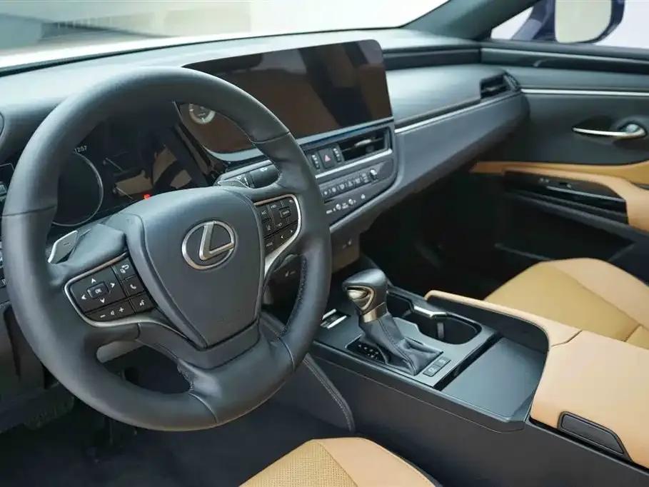 Lexus ES 2024 из CN, фото 9