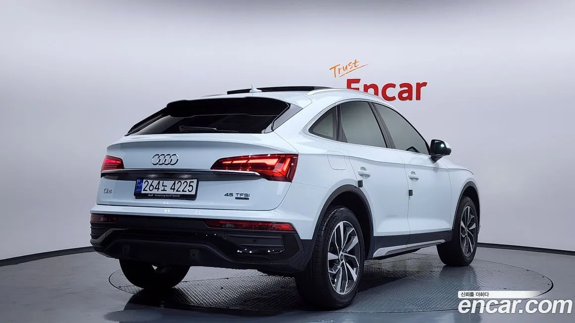 Audi Q5 — фото 2