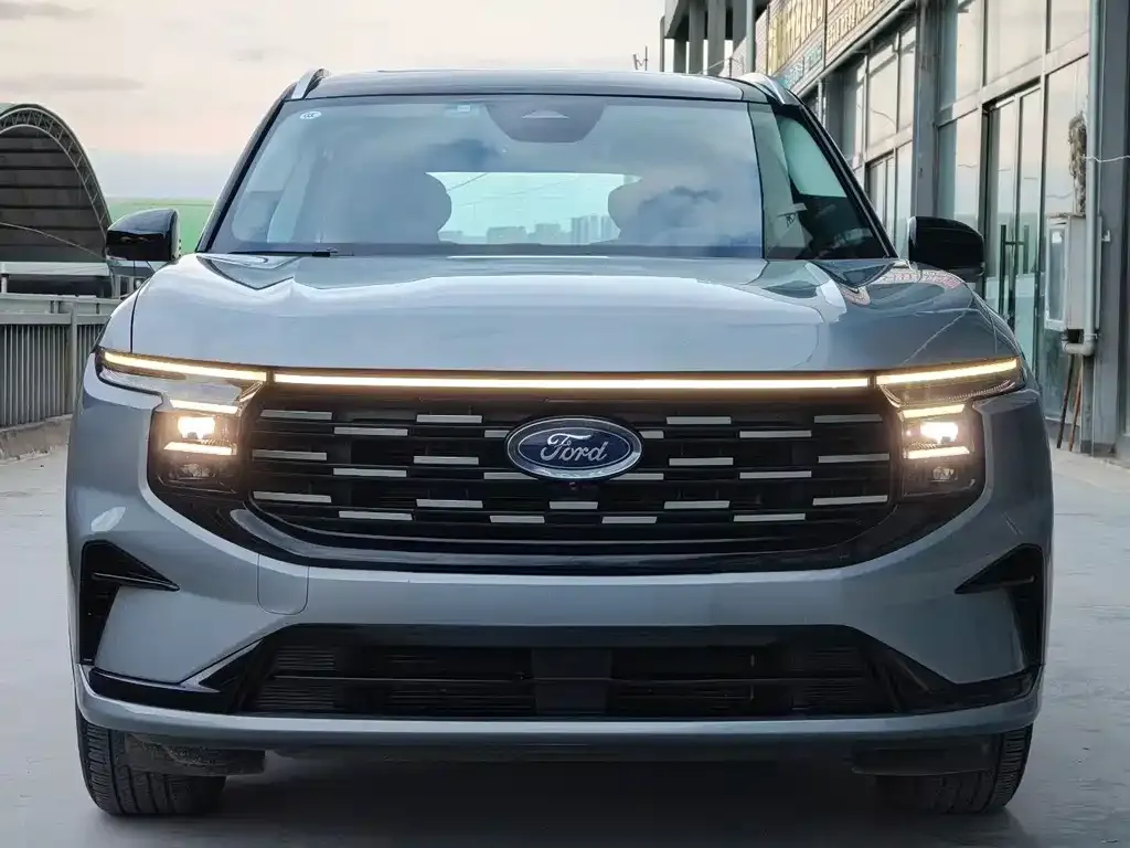 Ford Edge — фото 2