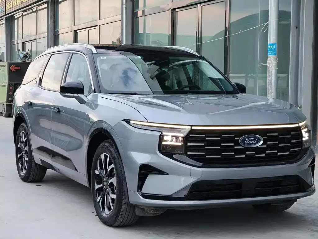 Ford Edge — фото 3