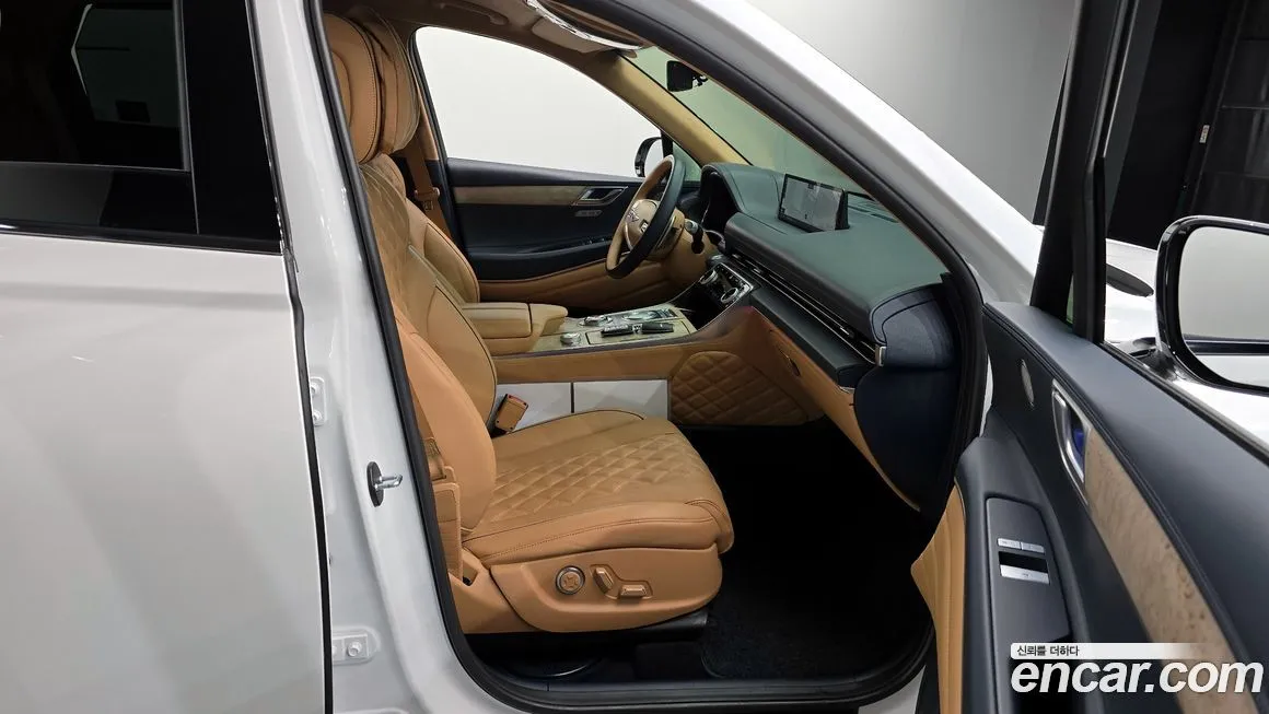 Genesis GV80 — фото 10