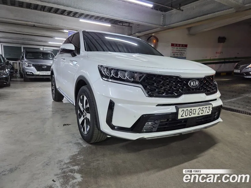 Kia Sorento — фото 1
