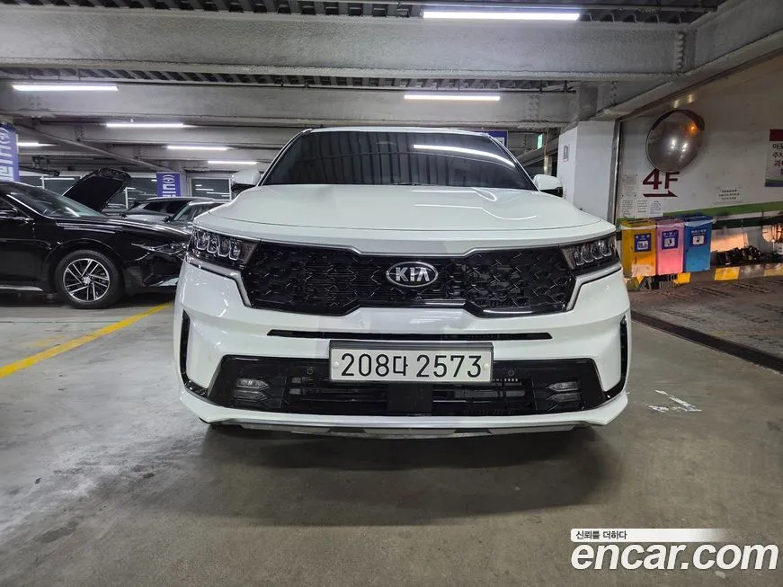 Kia Sorento — фото 3
