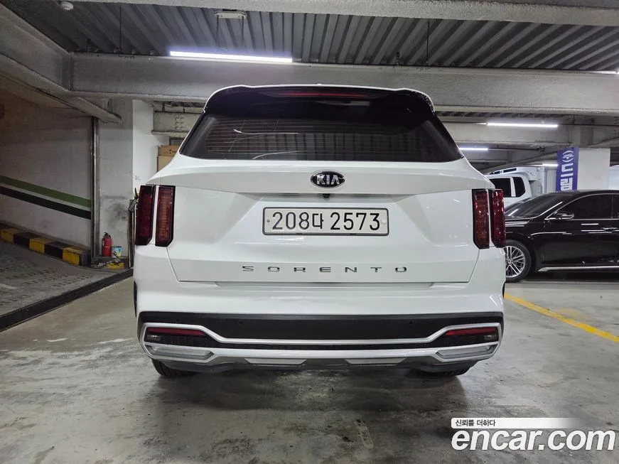 Kia Sorento — фото 4