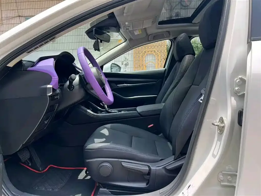 Mazda 3 Axela 2022 из CN, фото 3