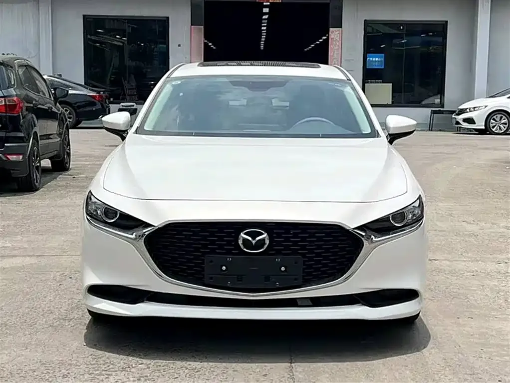 Mazda 3 Axela 2022 из CN, фото 8