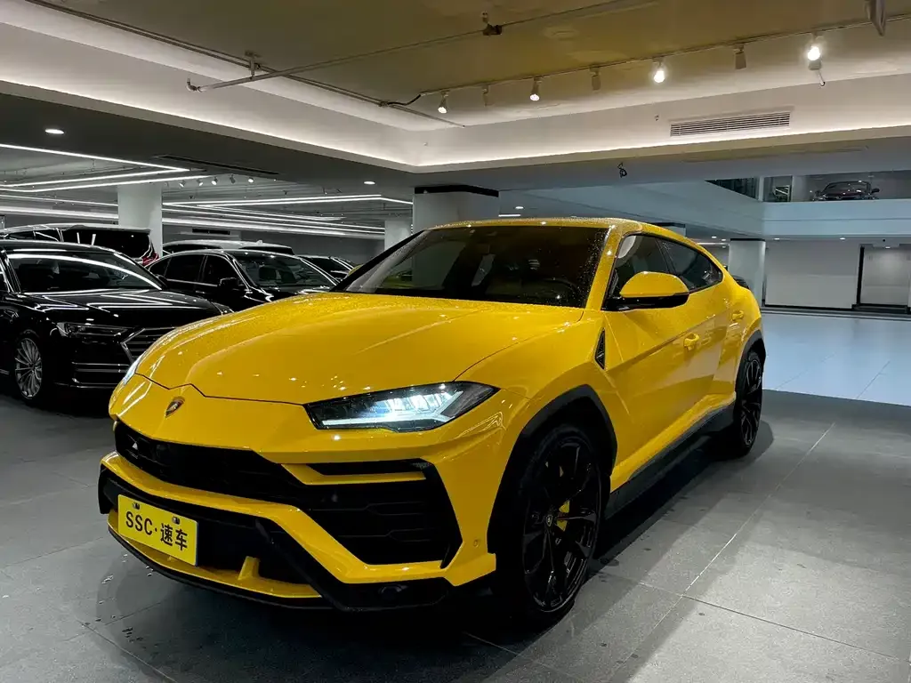 Lamborghini Urus 2022 из CN, фото 1