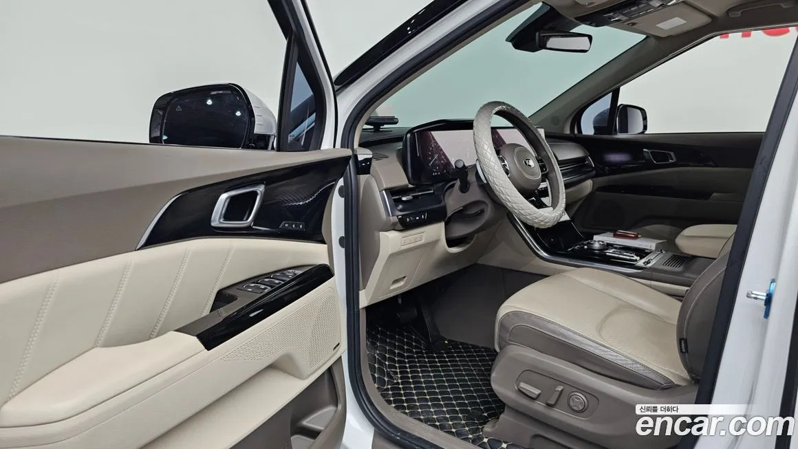 Kia Carnival — фото 10