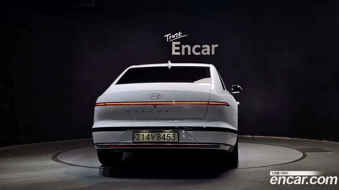 Hyundai Grandeur 2023 из KR, фото 4