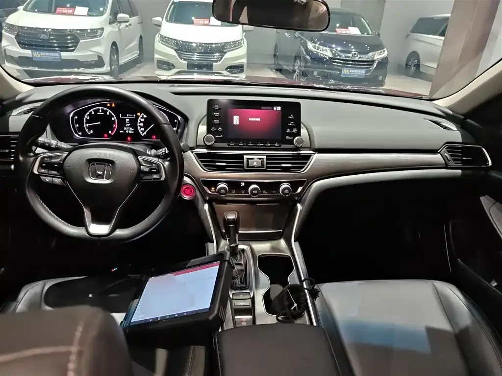 Honda Accord 2021 из CN, фото 10
