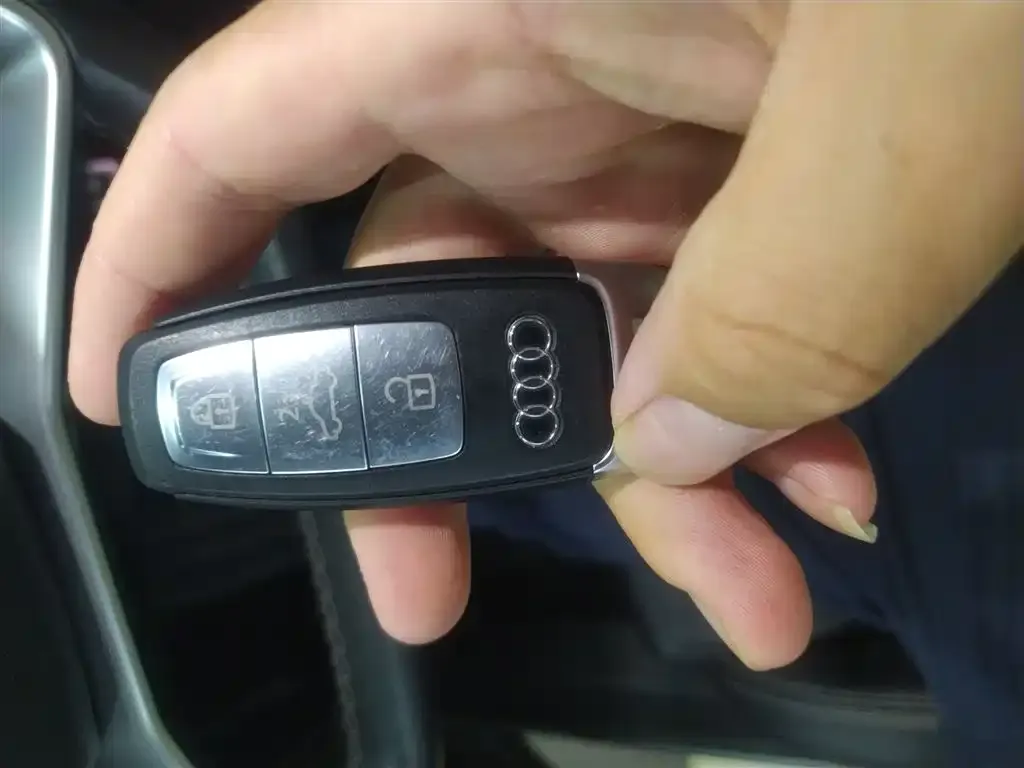 Audi Q4 e-tron 2024 из CN, фото 9