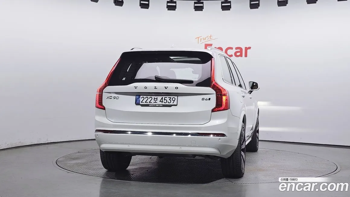 Volvo XC90 — фото 4