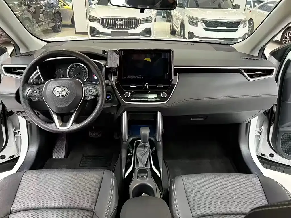 Toyota Frontlander 2023 из CN, фото 6