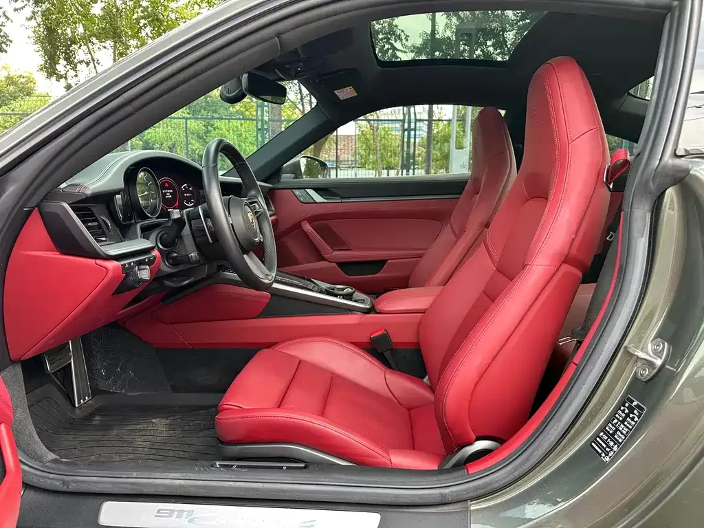 Porsche 911 2024 из CN, фото 10