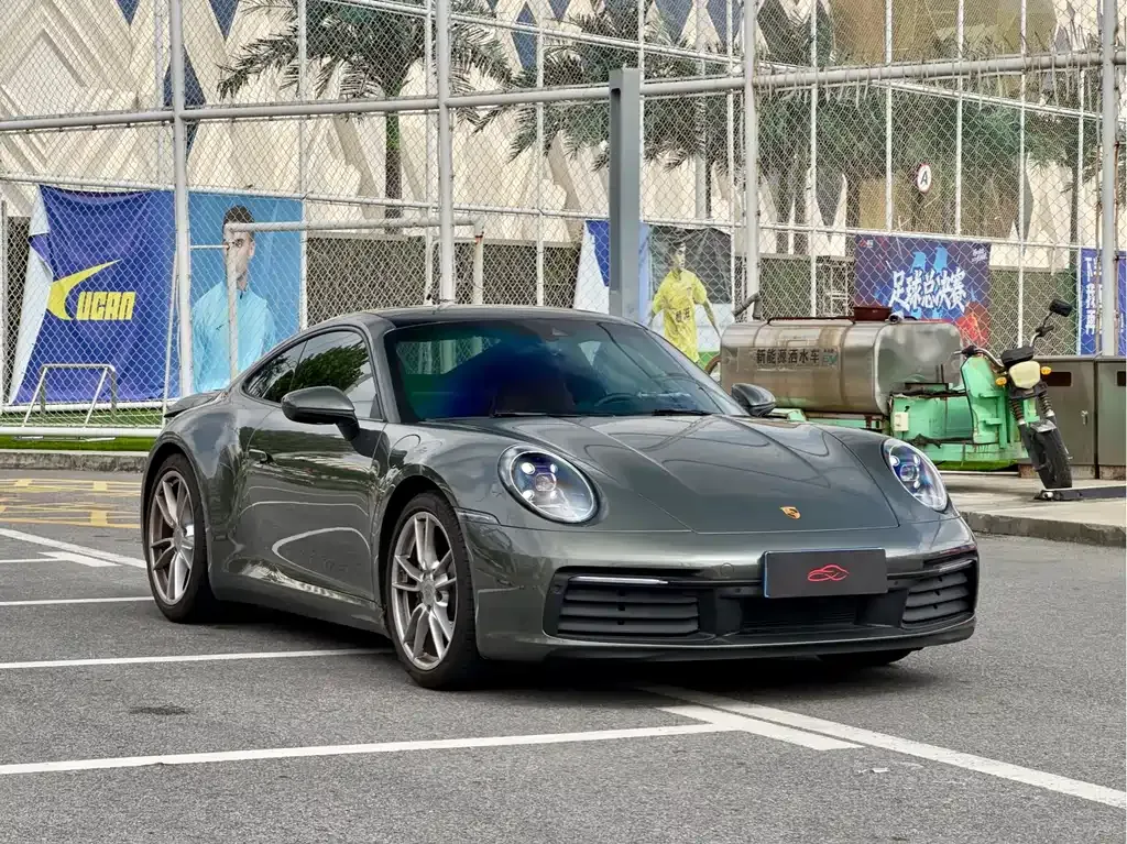 Porsche 911 2024 из CN, фото 3