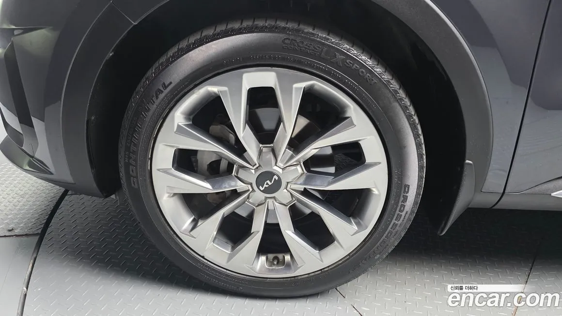 Kia Sorento — фото 5