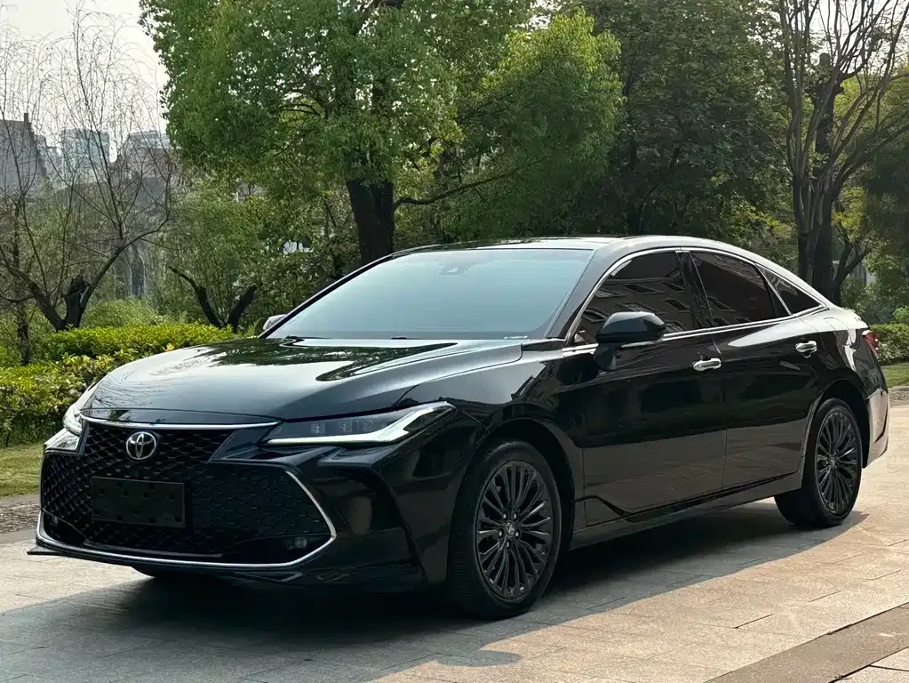 Toyota Avalon 2022 из CN, фото 1