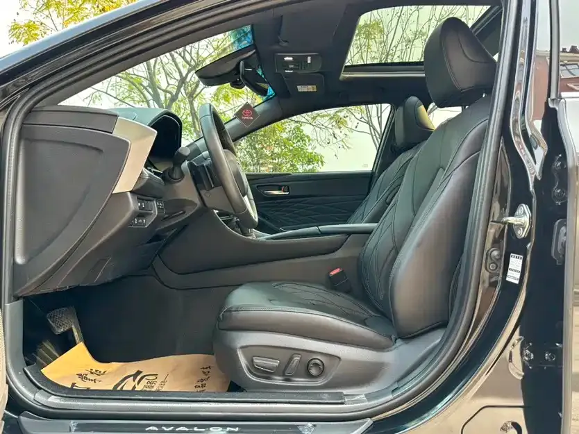 Toyota Avalon 2022 из CN, фото 9