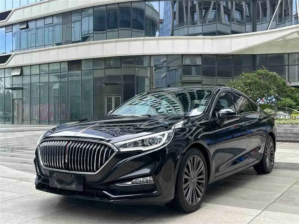 Hongqi H5 — фото 1