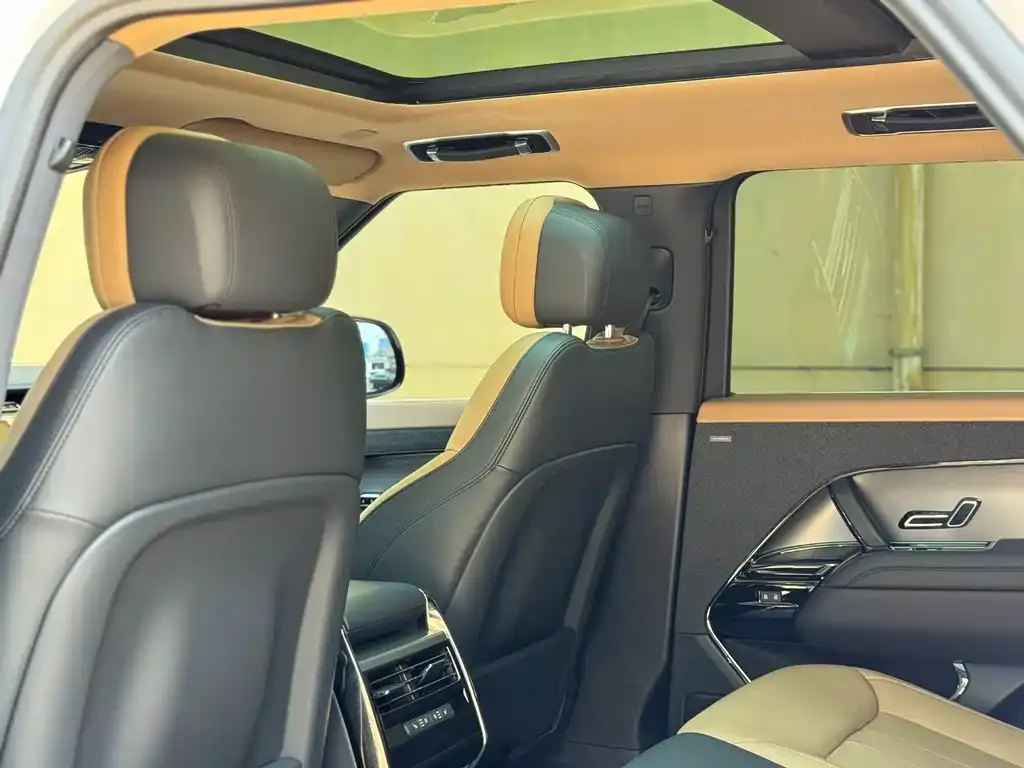Land Rover Sport 2024 из CN, фото 9