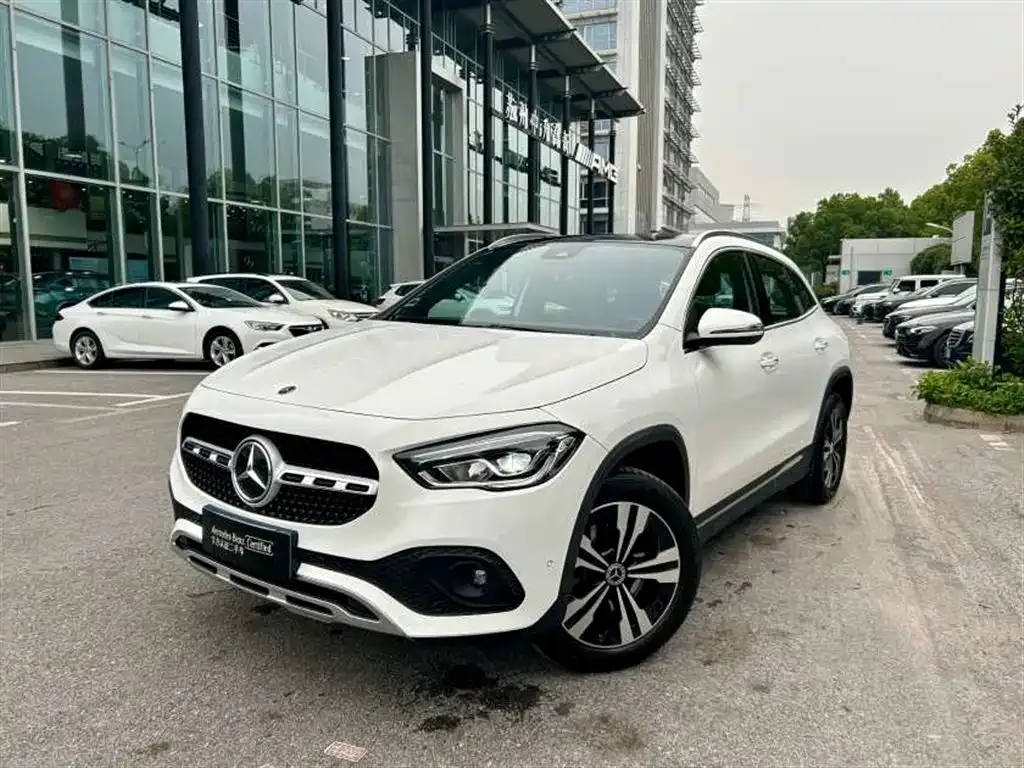 Mercedes-Benz GLA 2023 из CN, фото 1