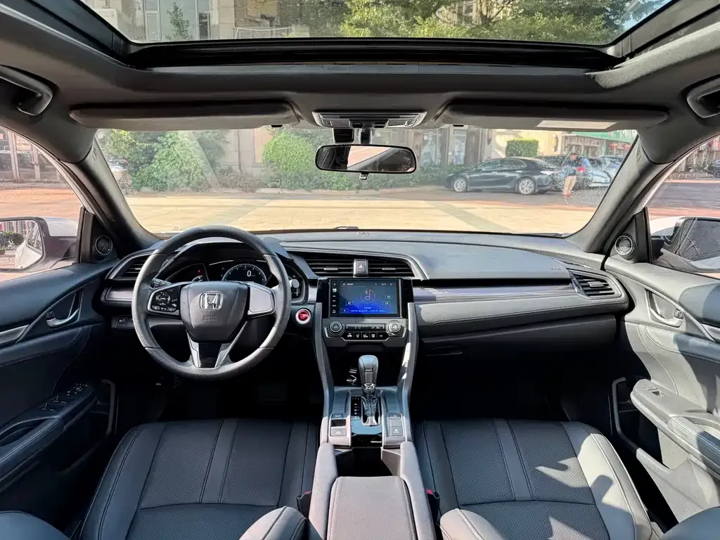 Honda Civic — фото 5