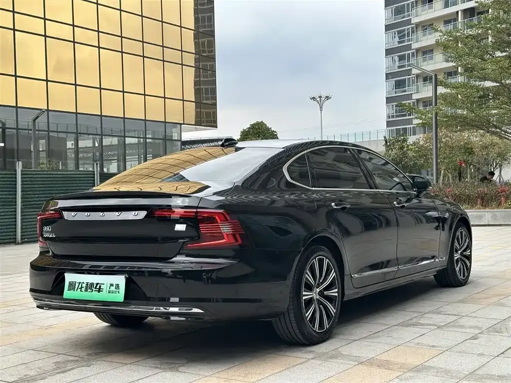 Volvo S90 PHEV — фото 9