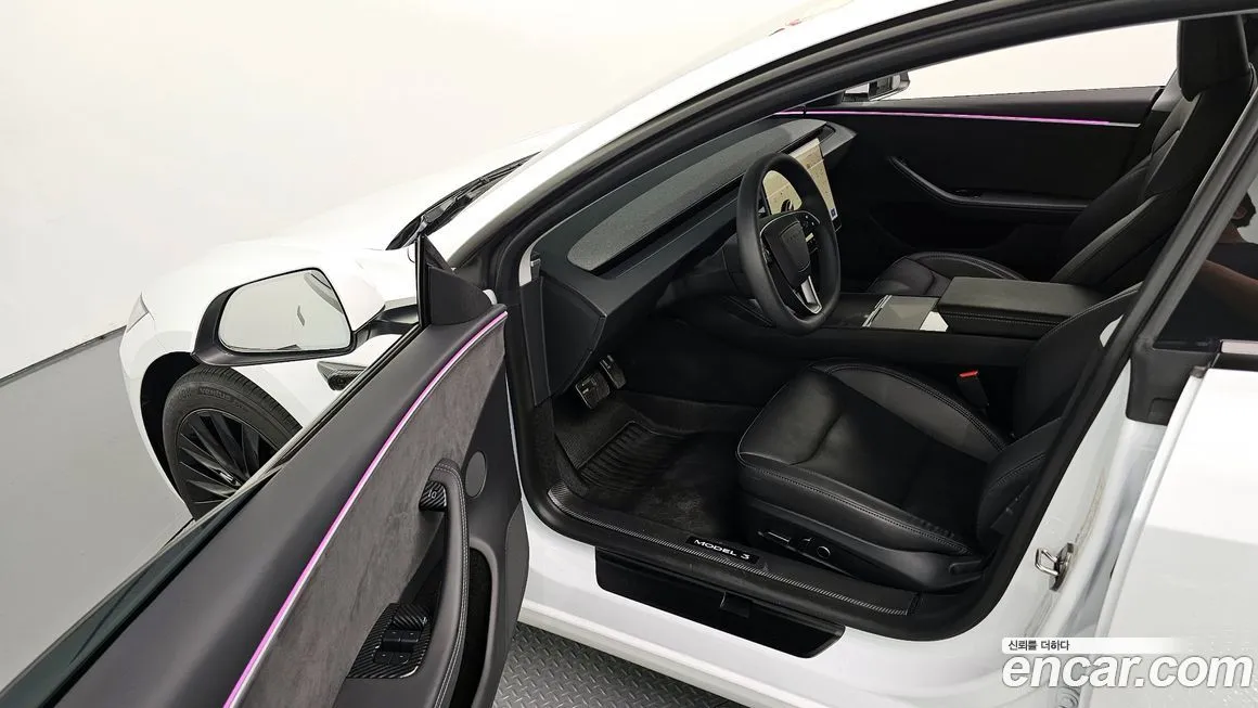 Tesla Model 3 2024 из KR, фото 10