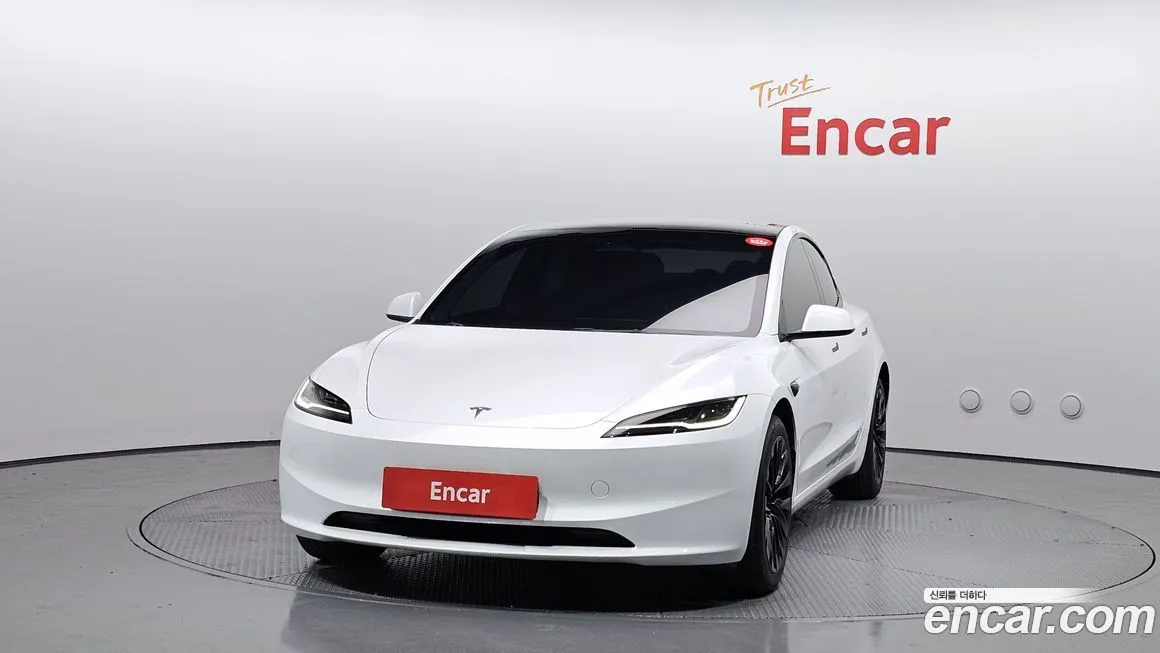Tesla Model 3 2024 из KR, фото 3