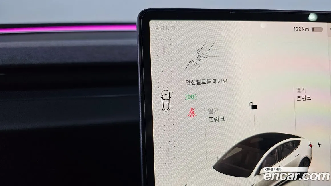 Tesla Model 3 2024 из KR, фото 9