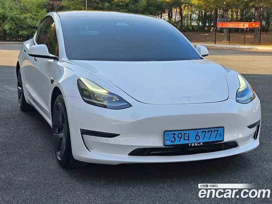 Tesla Model 3 2021 из KR, фото 2