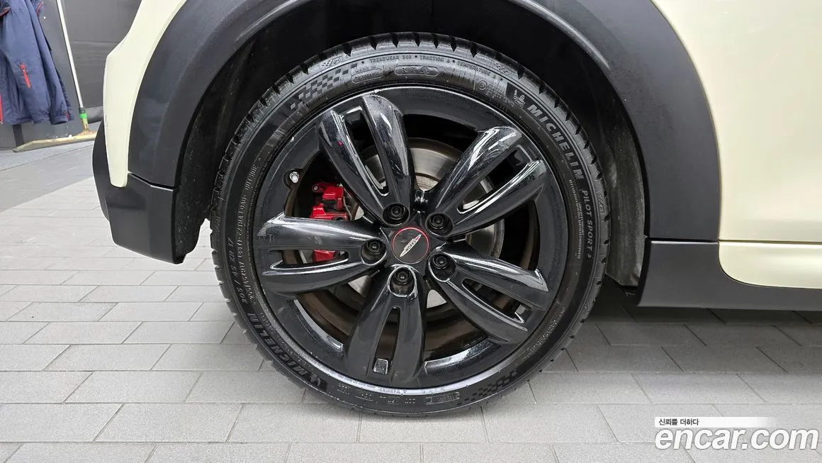 Mini Cooper Convertible 2022 из KR, фото 5