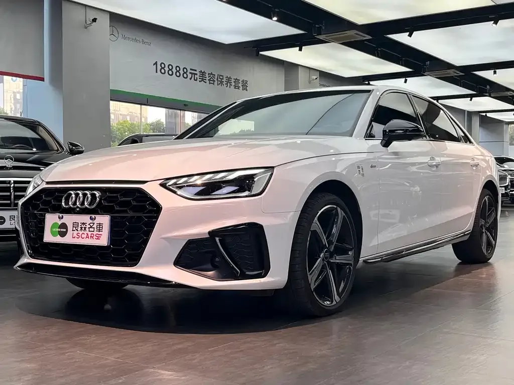 Audi A4L 2024 из CN, фото 1