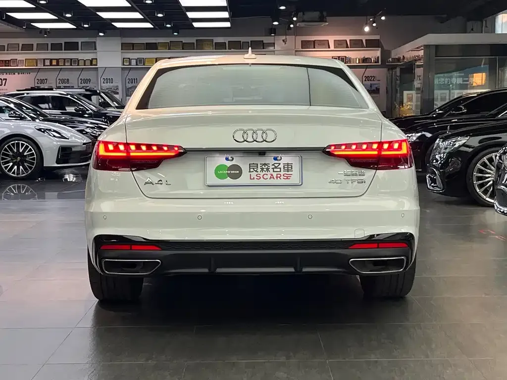 Audi A4L 2024 из CN, фото 5