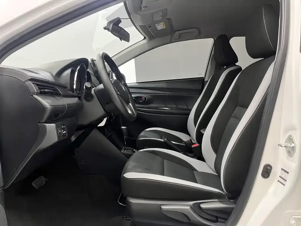 Toyota Yaris L 2022 из CN, фото 5