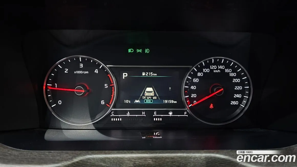 Kia Sorento — фото 8