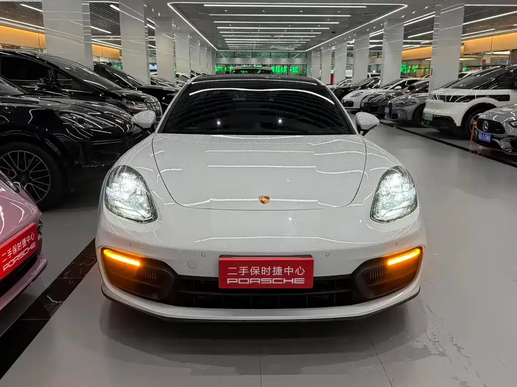 Porsche Panamera 2023 из CN, фото 2