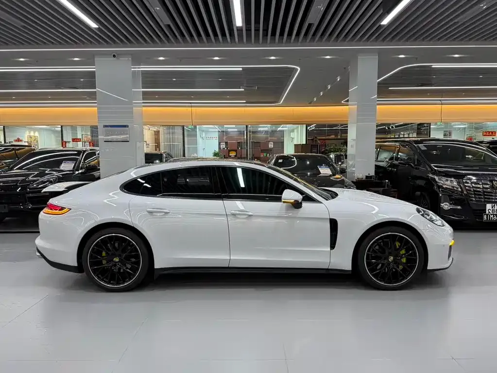 Porsche Panamera 2023 из CN, фото 7