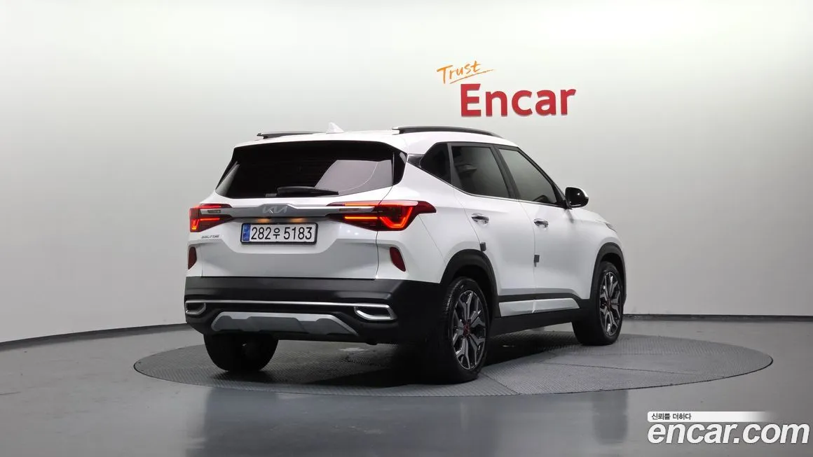 Kia Seltos 2023 из KR, фото 2